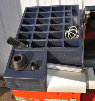 HOFMANN Geodyna 6300 P Auswuchtmaschine Reifenwuchtmaschine Powerclamp Wuchte